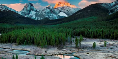 Spectacular Rockies & Glaciers of Alberta Guided Tour