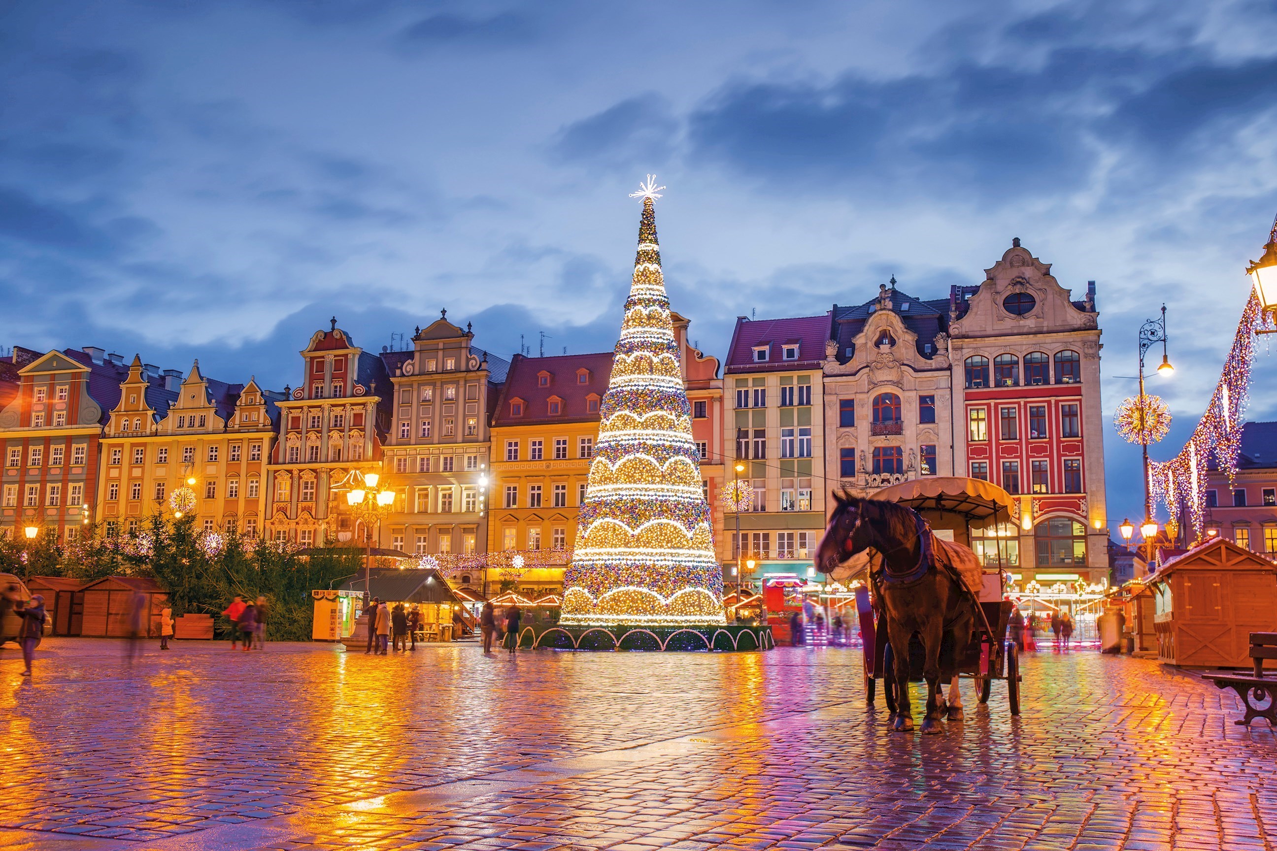 Escorted Christmas Markets 2022 Christmas Markets Of Poland, Prague & Germany Guided Tour | Insight  Vacations