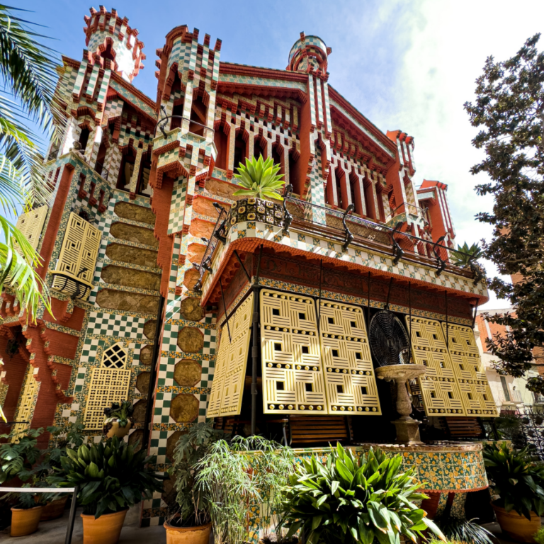 10 Most Famous Gaudi Masterpieces in Barcelona