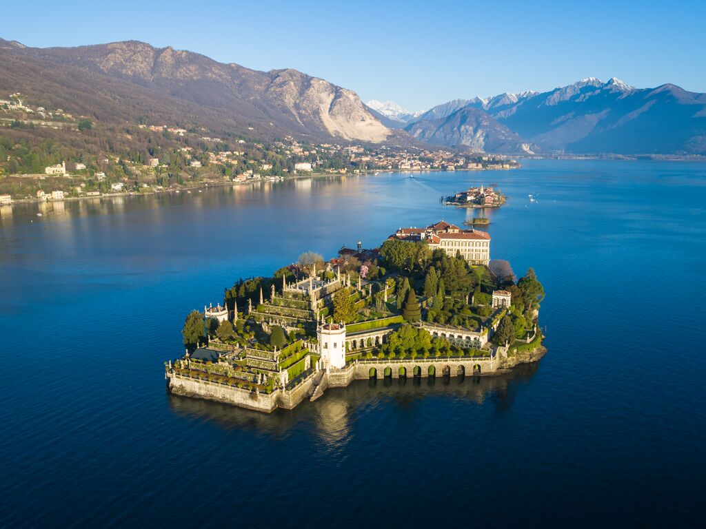 isola bella on lake maggiore