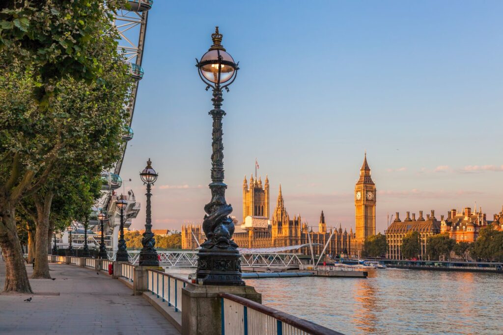 Big Ben and Westminster at sunset by the thames