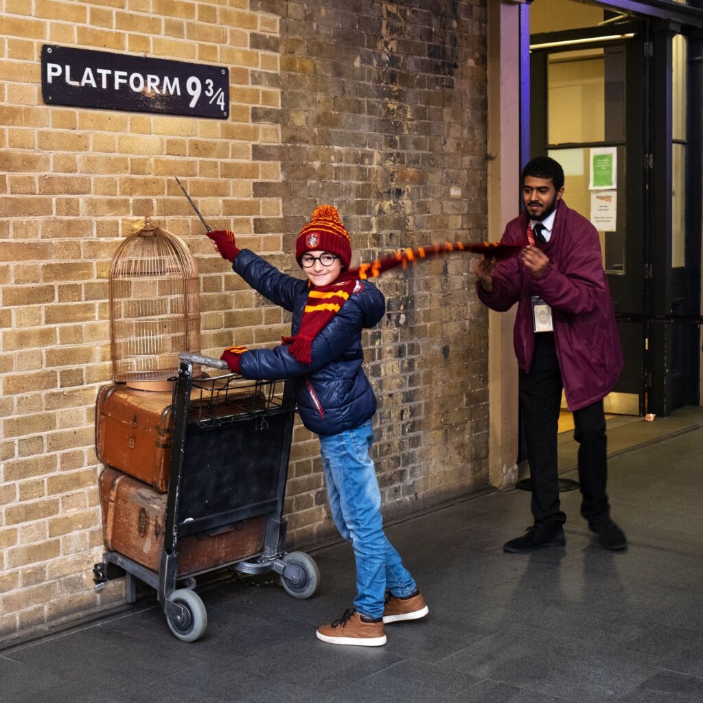 platform 9 and 3 quarters in london kings cross